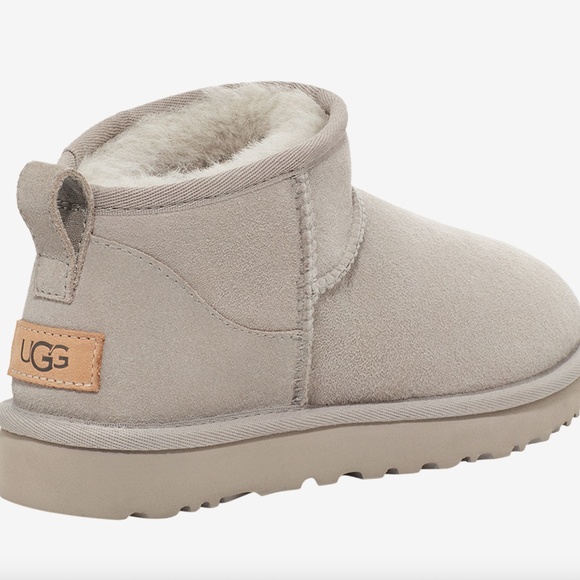 UGG Classic Ultra Mini - Picture 8 of 8